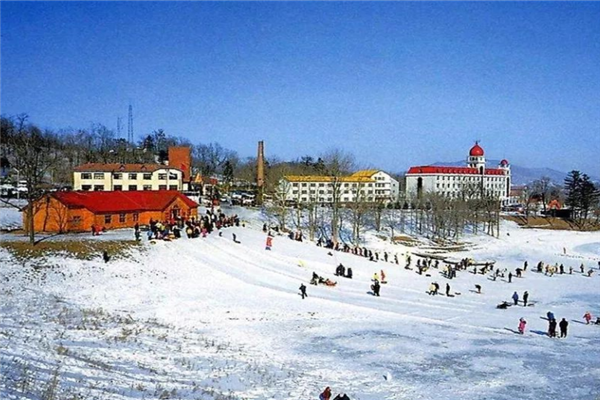 中国十大滑雪场：太舞滑雪小镇，它夜间也开放