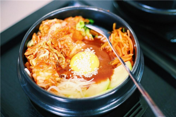 韩国十大美食排名榜 韩国拌饭上榜第二满足不同人需求