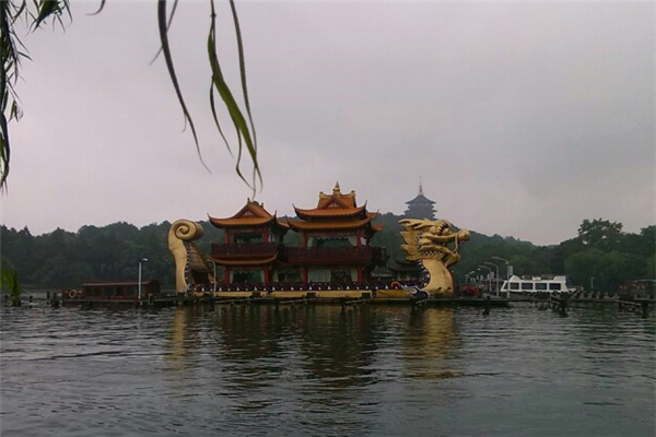 杭州十大风景名胜排行榜：宋城上榜，它是网红景点