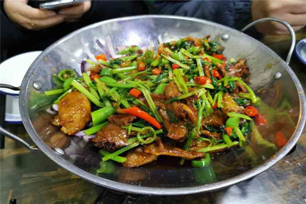 武汉十大湘菜馆排名:彭厨上榜，第8狗肉特色