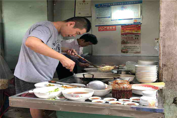 汕头十大小吃快餐排名:燥汉堡上榜，第3土豆泥超火