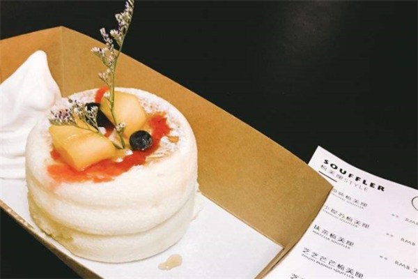 广州十大热门面包甜品店：蓝美点上榜，第九有手工冰粉