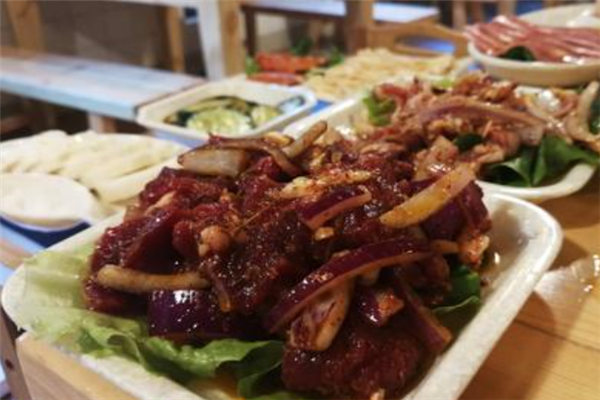 广州十大湘菜馆排行榜：湘约广州上榜，口味虾是特色