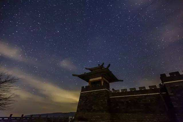 全球十大星空观景地排行榜 带你感受世界最梦幻的星空