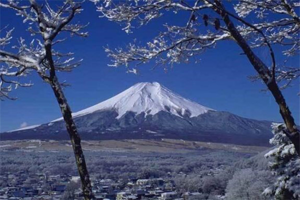 亚洲十大景区，富士山/泰姬陵上榜，有时间有钱必去
