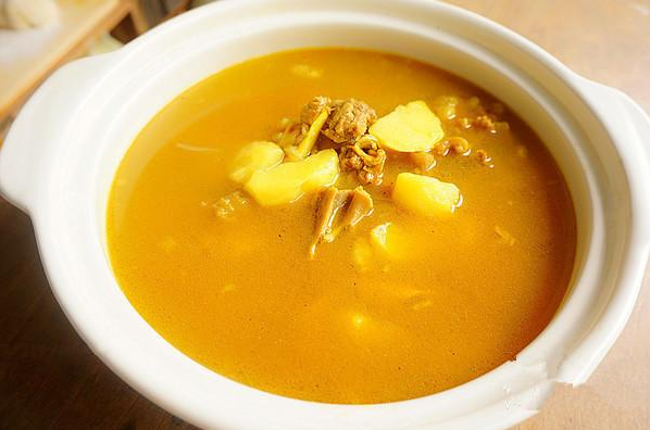 世界十大名汤 冬阴功汤最受欢迎，鱼翅汤上榜