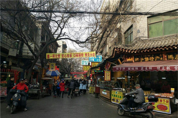 西安本地人常去的五大美食街 大皮院历史悠久 西羊市美食丰富