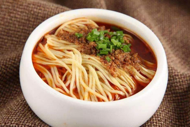 世界十大最好吃的面条 中国上榜四种，兰州拉面排第一