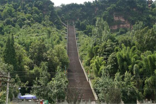 雅安好玩的地方推荐 雅安好玩的地方排行榜