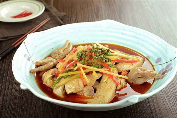 永州十大名菜：东安鸡上榜，它的菜品很多