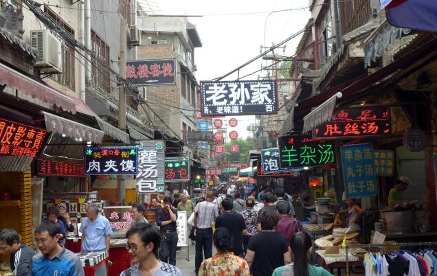 小吃多不贵的十大旅游城市 武汉仅第三，第一小吃多且便宜