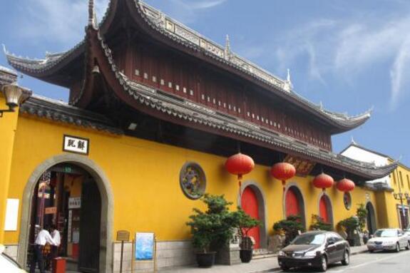 上海五大名胜古迹 豫园居第一，玉佛寺必游