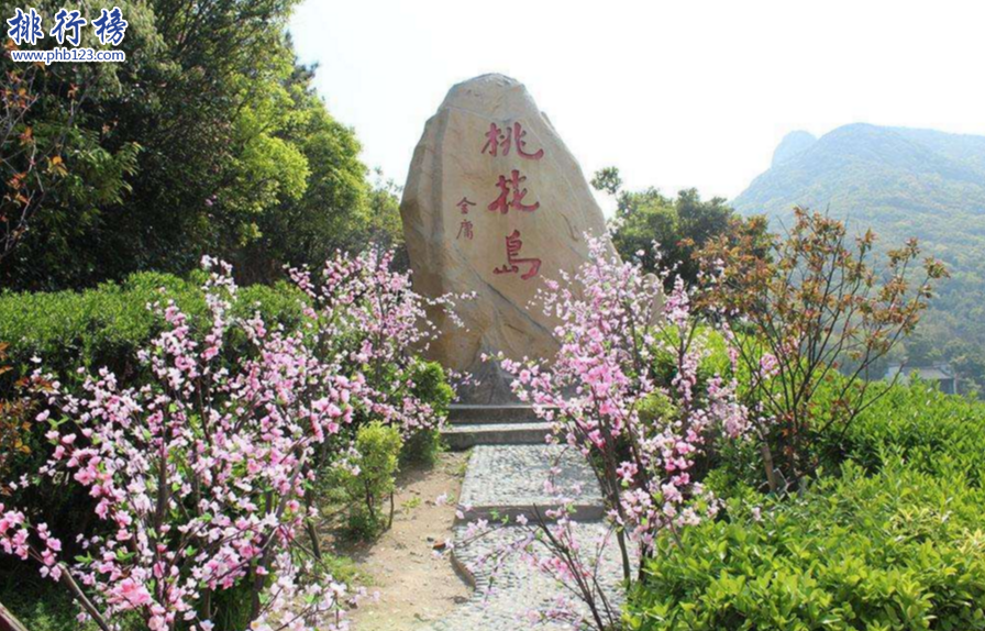 5月份适合去哪里旅游 十大5月国内旅游最佳去处