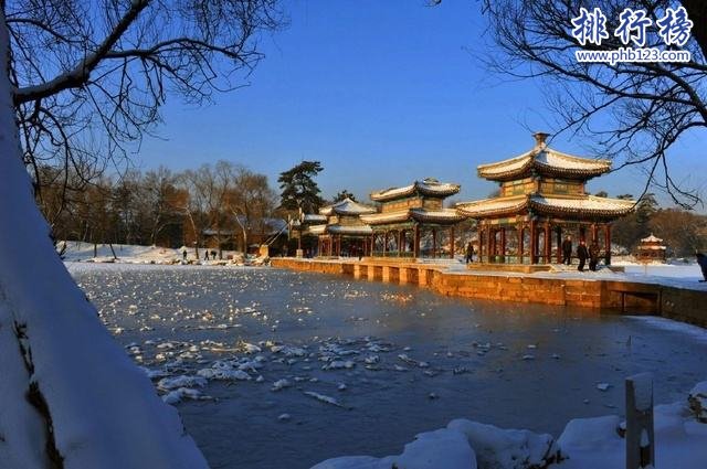 7月份适合去哪里旅游 十大7月国内旅游最佳去处