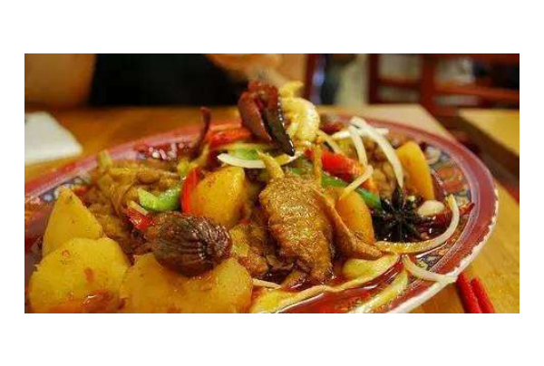 世界公认十大美食  泰国咖喱位列第一，中国仅烤鸭上榜