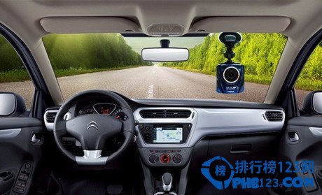 盘点2016年口碑最好的中国行车记录仪十大品牌