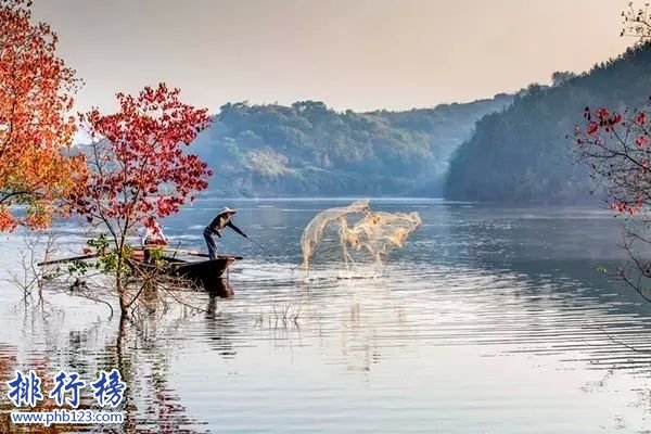 12月份适合去哪里旅游 十大12月旅游最佳去处