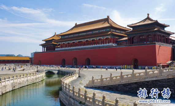 中国好玩的地方有哪些?中国旅游必去十大景点排行榜