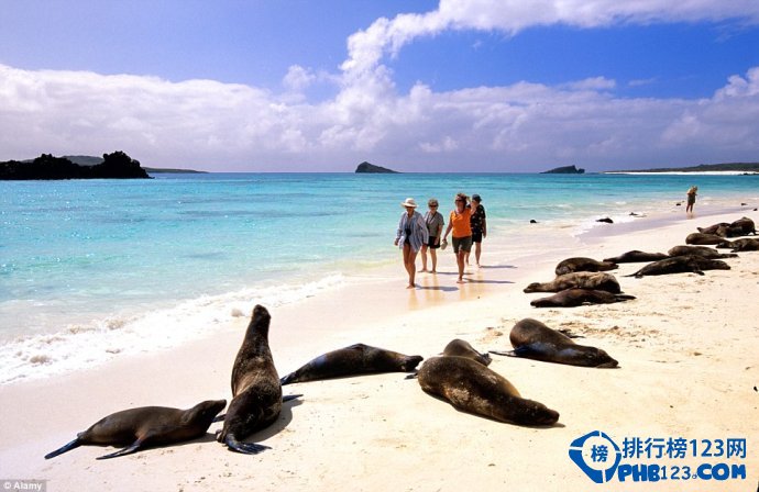 世界十大最具魅力岛屿排行榜