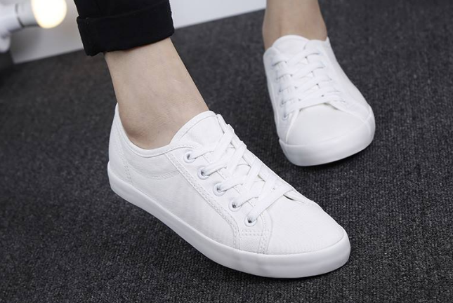 中国小白鞋品牌排行榜 国货之光，你都拥有了吗