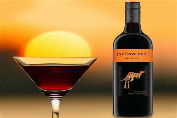 全球十大红酒品牌排行榜，拉菲/柏图斯上榜，你喝过哪几个