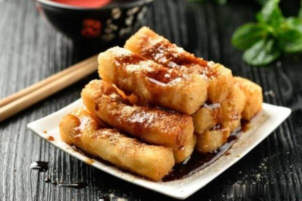 十大最受欢迎的家常小吃，糯米糍上榜，第一在川菜店最常见