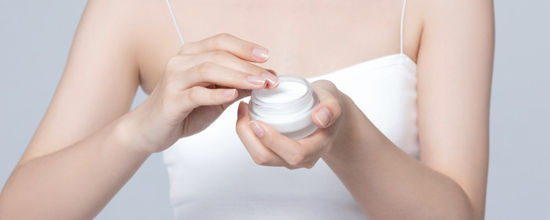 润肤乳的作用和功效 润肤乳有什么作用 润肤乳作用是什么