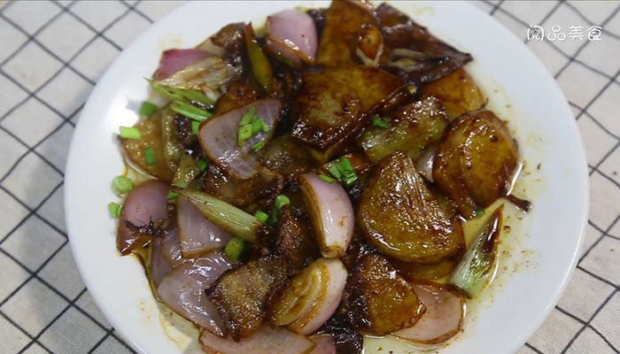 猪肉炒土豆洋葱 猪肉炒土豆洋葱的做法