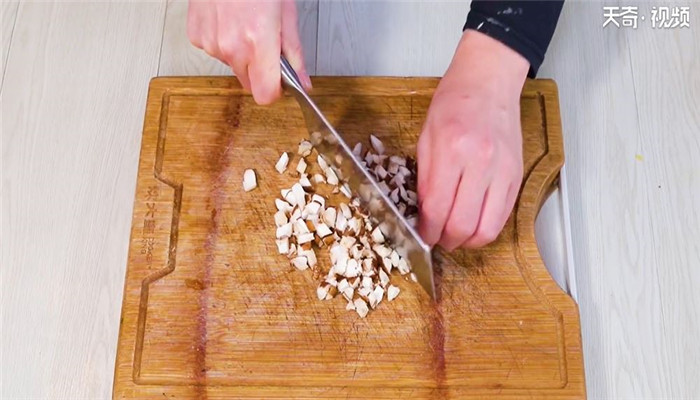 蒸芋头怎么做 蒸芋头的做法