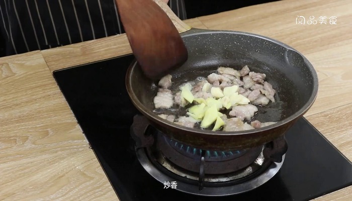 双椒包菜的做法 双椒包菜怎么做好吃