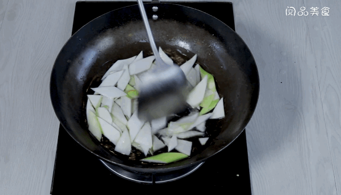 茭白炒豆干做法  茭白炒豆干怎么做