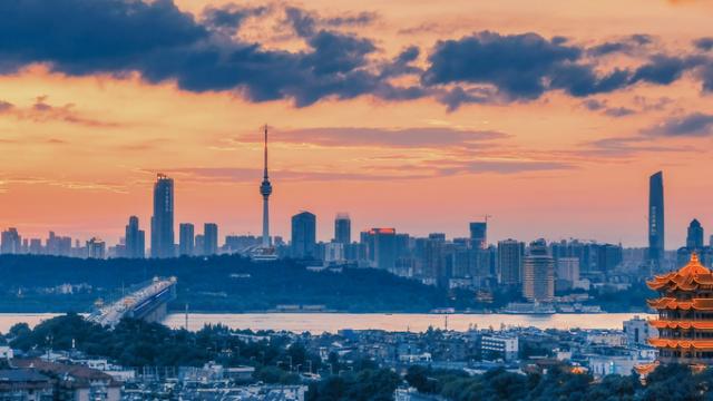 湖北旅游必去十大景点排名：黄鹤楼位居榜首，宜昌三峡在榜