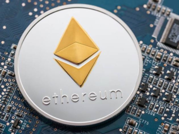 2025年以太坊主流交易平台汇总 深度解析XBIT、欧意、Huo币等平台特点